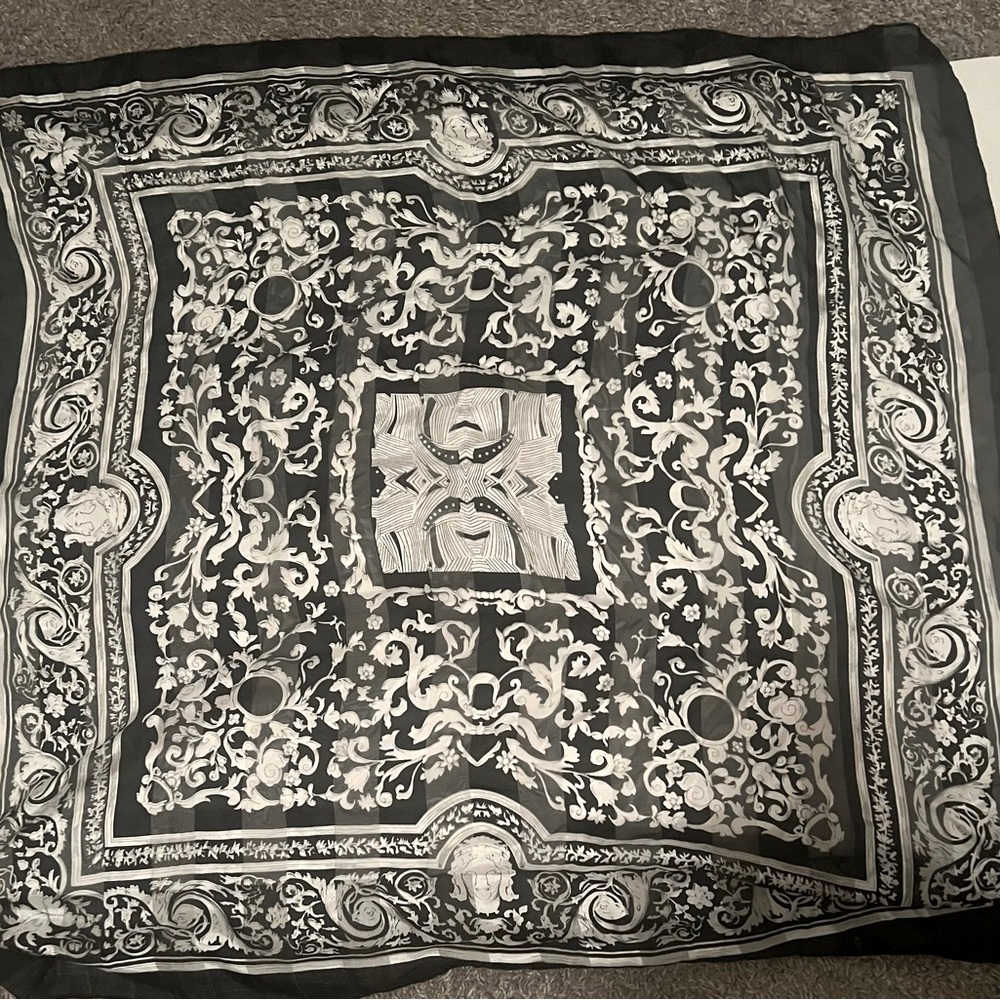 Big Square Silk Scarf In pattern